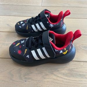 Adidas Disney Mickey toddler shoes Size US 7